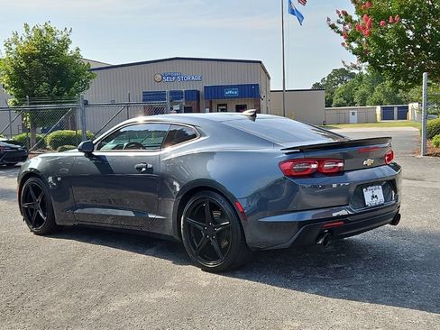 Used 2020 Chevrolet Camaro LT RWD image 5