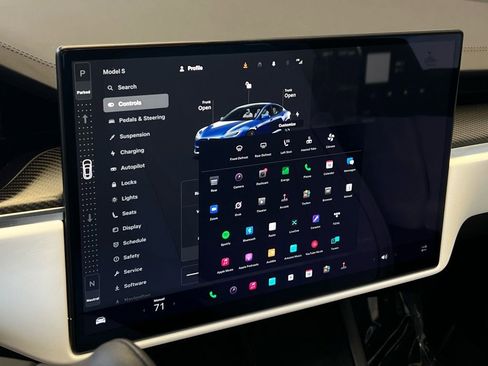 Used 2021 Tesla Model S Plaid image 25