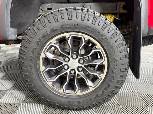 Used 2019 Chevrolet Colorado ZR2 image 35