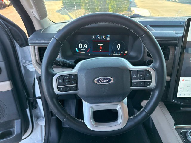 Used 2024 Ford Expedition Max Limited AWD/4WD image 16