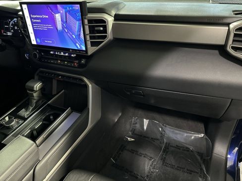 Used 2023 Toyota Sequoia Limited image 39