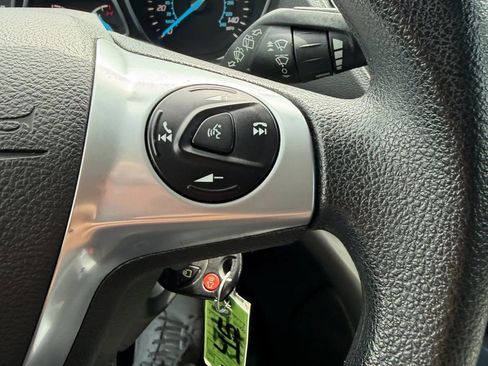Used 2015 Ford Escape SE w/ Equipment Group 201A FWD image 18
