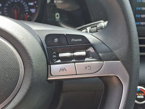 Used 2023 Hyundai Elantra SEL FWD image 24