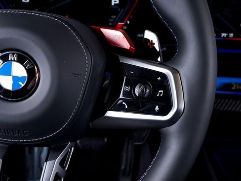 Used 2025 BMW M5 w/ Carbon Package image 43