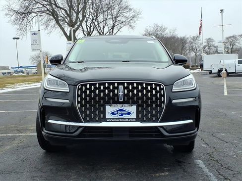Used 2023 Lincoln Corsair Grand Touring image 2