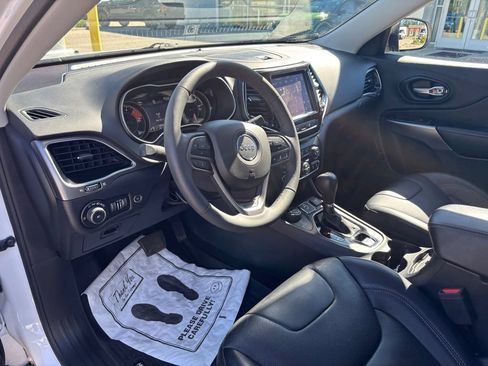 Used 2022 Jeep Cherokee Limited w/ Elite Package AWD/4WD image 19