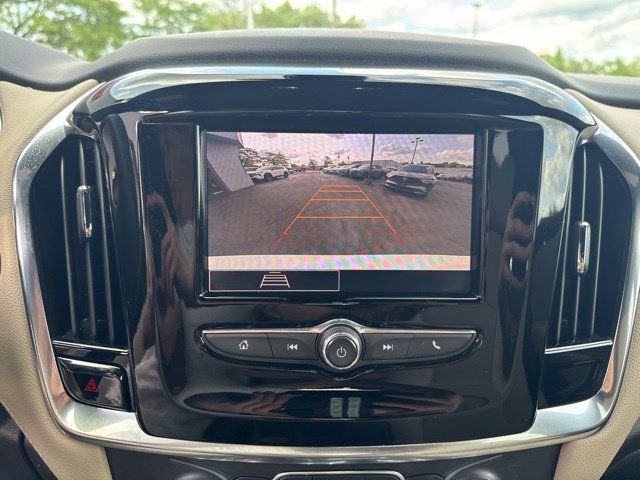 Used 2023 Chevrolet Traverse LS AWD/4WD image 15