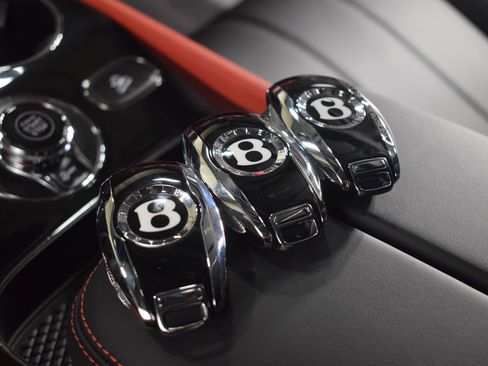 New 2025 Bentley Bentayga S Black Edition image 41