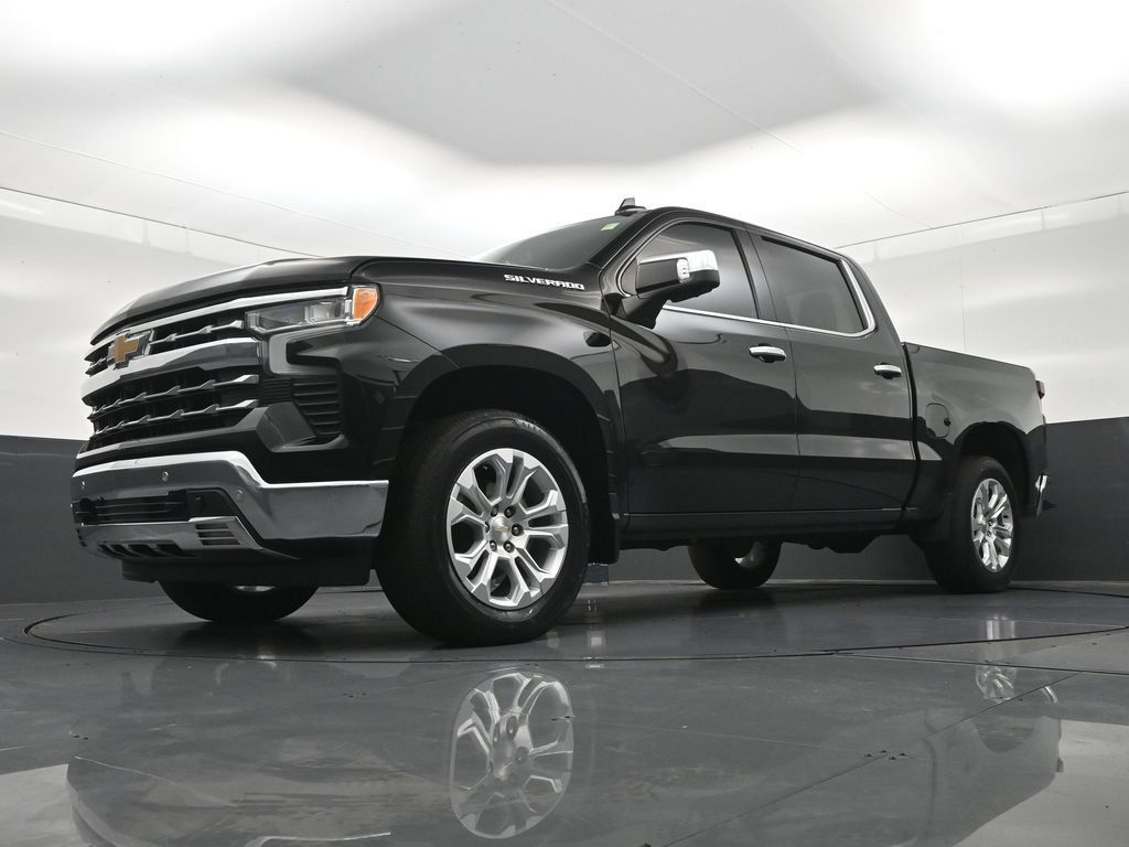 Used 2023 Chevrolet Silverado 1500 LTZ RWD image 25