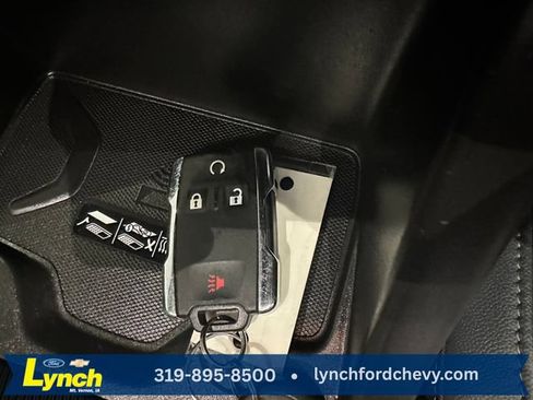 Used 2019 Chevrolet Colorado Z71 AWD/4WD image 14