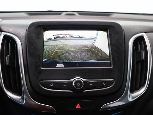 Used 2019 Chevrolet Equinox LT FWD image 12
