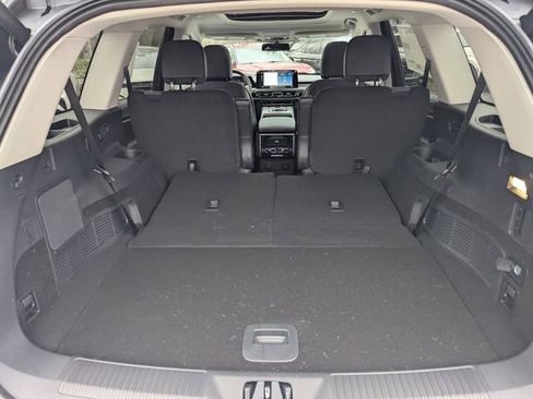 New 2026 Lincoln Aviator AWD image 6