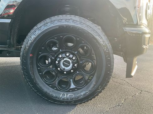 New 2026 Ford F250 Lariat w/ Black Appearance Package image 10