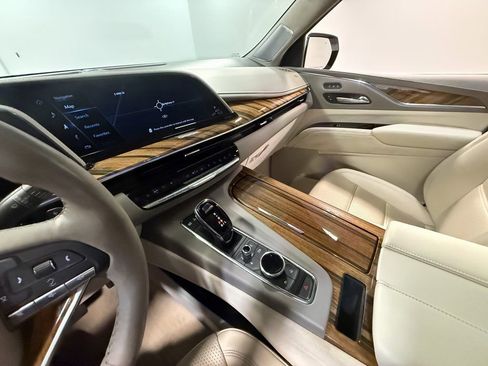 Used 2021 Cadillac Escalade ESV Sport Platinum image 83