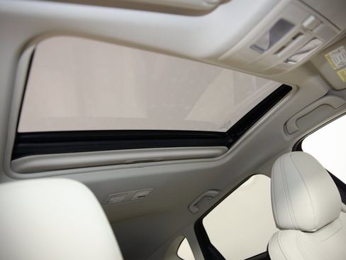 Used 2024 MAZDA CX-5 AWD 2.5 S w/ Premium Plus Pkg image 11