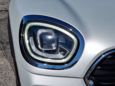 Used 2022 MINI Cooper Countryman FWD image 9