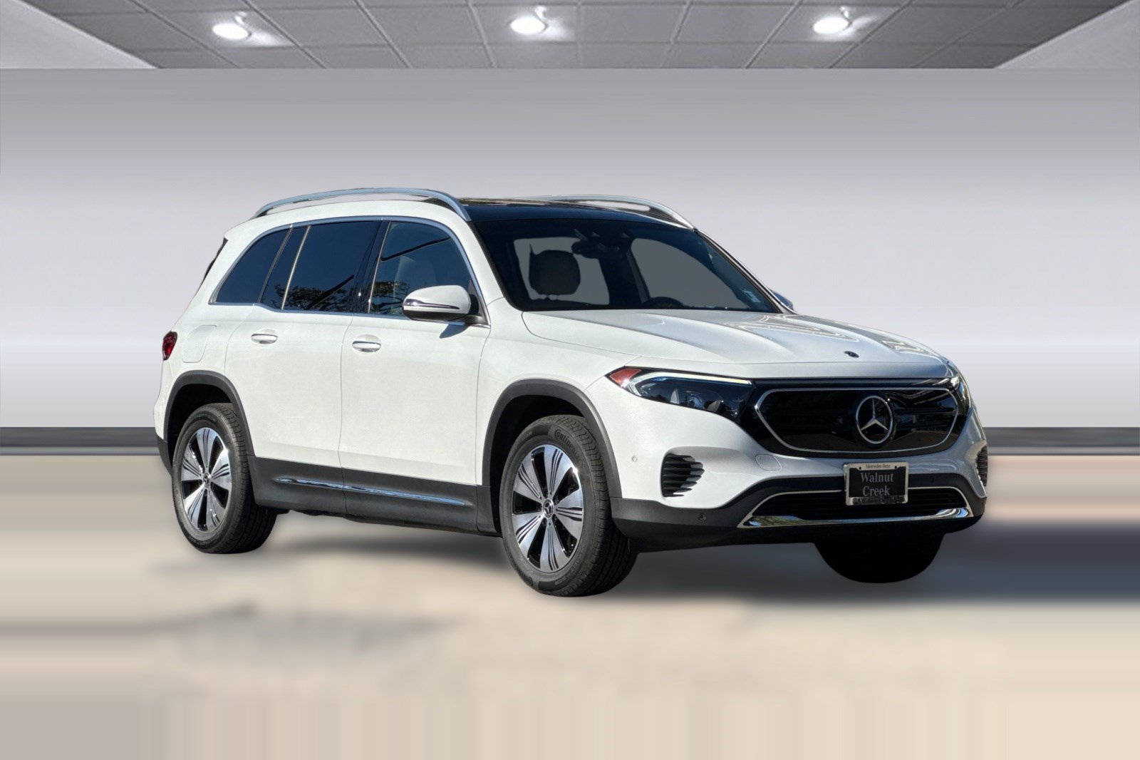 Used 2023 Mercedes-Benz EQB 250+ image 7
