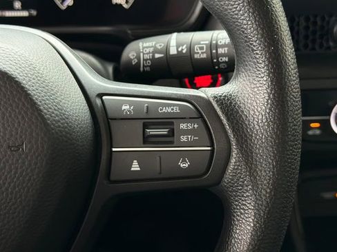 Certified 2025 Honda CR-V EX image 30