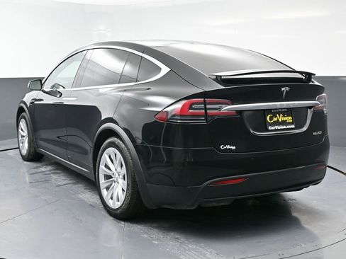 Used 2021 Tesla Model X Performance image 8