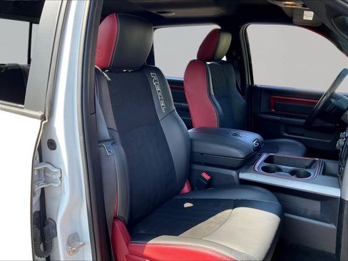 Used 2015 RAM 1500 Rebel AWD/4WD image 28