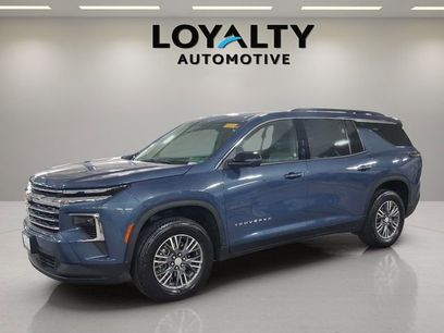 Used 2024 Chevrolet Traverse LT w/ Enhanced Driving Package