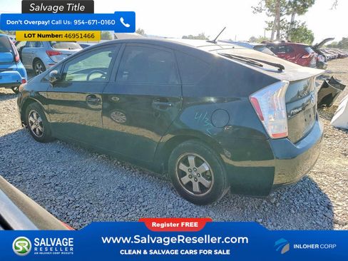 Used 2011 Toyota Prius Three image 3