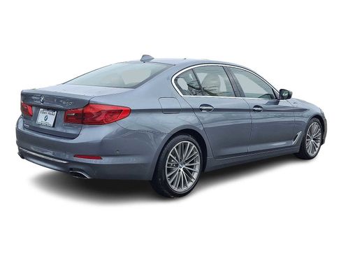 Used 2017 BMW 540i xDrive image 6