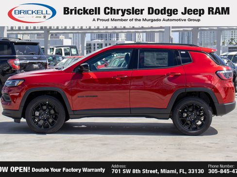 New 2026 Jeep Compass Latitude image 13