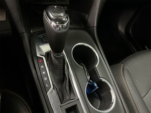 Used 2021 Chevrolet Equinox Premier image 17