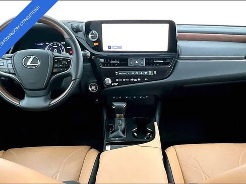 Used 2024 Lexus ES 350 Ultra Luxury w/ Accessory Package (Z2) image 21
