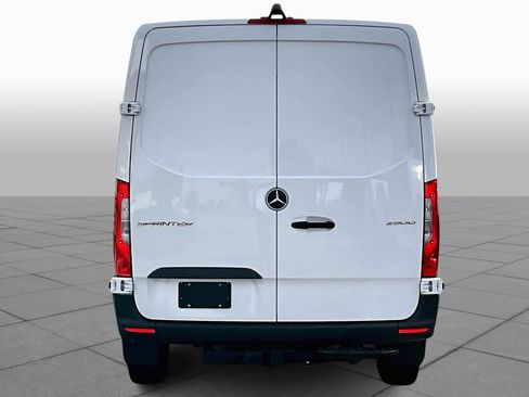 New 2025 Mercedes-Benz Sprinter 2500 image 5