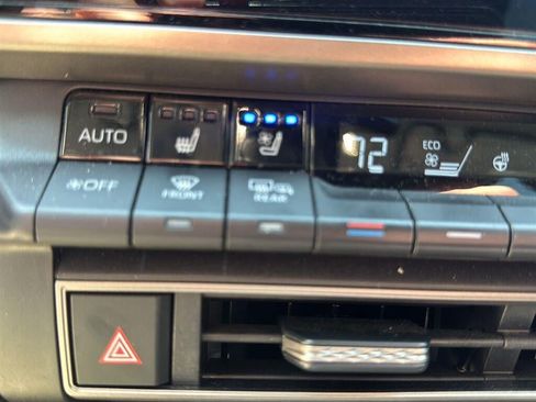Used 2025 Toyota Camry XLE w/ Premium Plus Package FWD image 25