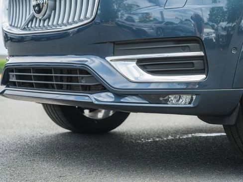 Used 2023 Volvo XC90 B6 Plus w/ Protection Package AWD/4WD image 15