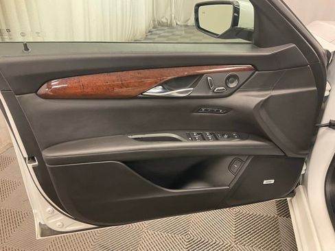 Used 2020 Cadillac CT6 Luxury image 16