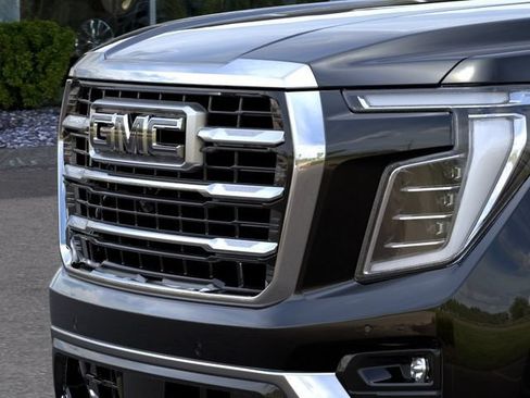 New 2026 GMC Yukon Elevation w/ Elevation Premium Package AWD/4WD image 13