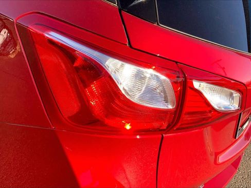 Used 2019 Chevrolet Equinox LT image 28