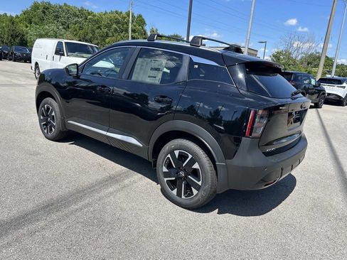New 2026 Nissan Kicks SV w/ Cold Weather Package AWD/4WD image 5