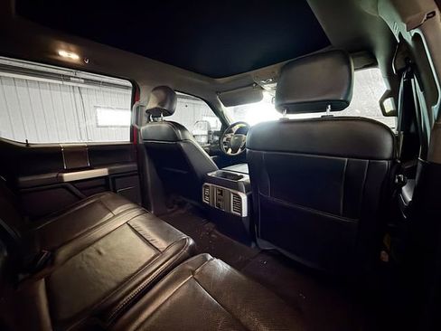 Used 2017 Ford F250 Lariat w/ Camper Package image 11