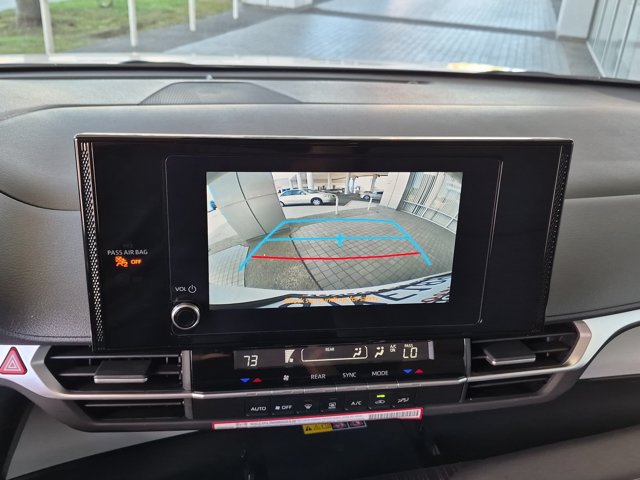 Certified 2026 Toyota Sienna LE FWD image 23
