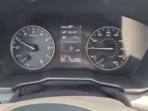 Used 2025 Subaru Outback Limited AWD/4WD image 9