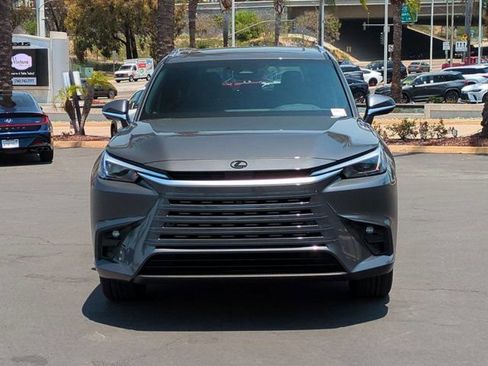 New 2026 Lexus TX 350 AWD image 2