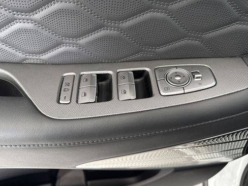 Used 2022 Hyundai Palisade Calligraphy image 15