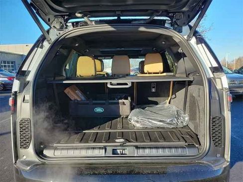 New 2025 Land Rover Discovery Dynamic SE AWD/4WD image 20