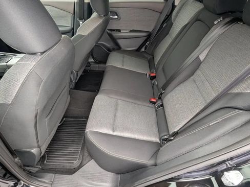Certified 2021 Nissan Rogue SV FWD image 17