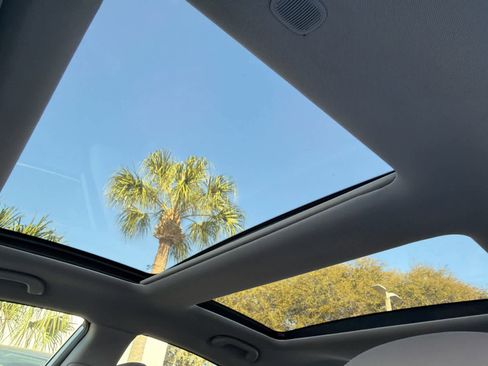 Used 2014 Hyundai Sonata Limited w/ Panoramic Sunroof Package 02 image 25