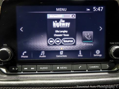 Used 2023 Nissan Rogue SV w/ SV Premium Package image 23