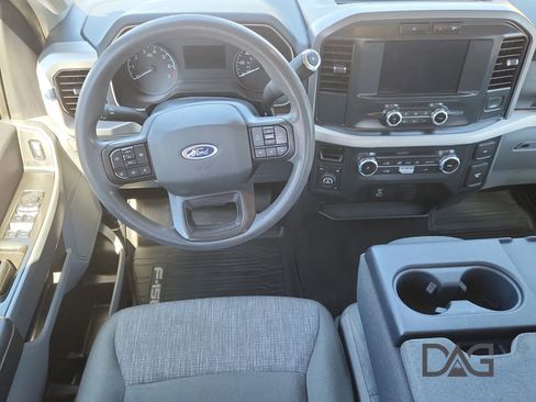 Used 2022 Ford F150 XLT image 16