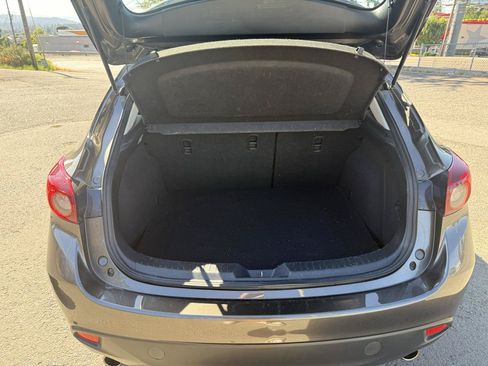 Used 2016 MAZDA MAZDA3 i Touring w/ Popular Equipment Package FWD image 15