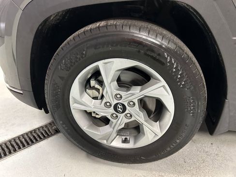 Used 2023 Hyundai Tucson SE image 9