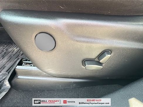 Used 2021 Jeep Grand Cherokee Trailhawk w/ Trailhawk Luxury Group image 16